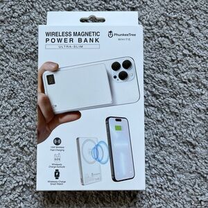 Wireless Magnetic Power Bank Ultra Slim 15W Wireless Fast Charging-White